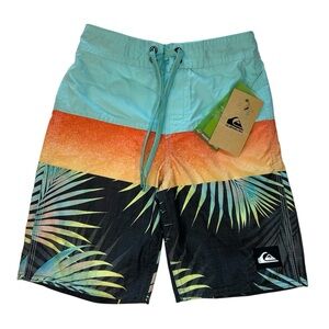 Quiksilver Boys Teal Black Orange Swim Trunks Board Shorts Tropical Print Size 7